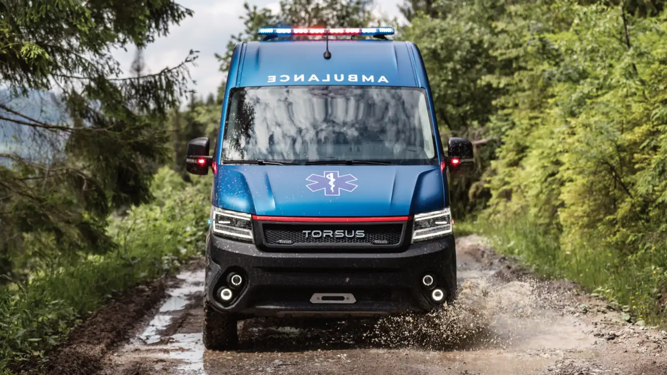 TORSUS TERRASTORM - 4x4 Off-road bus - Design by WERKEMOTION design studio Torsus Terrastorm Ambulance - design by WERKEMOTION design studio