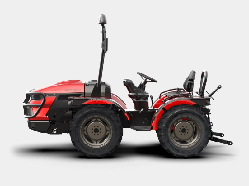 Agromehanika_AGT1055_Tractor Design visualization side_Design by Werkemotion